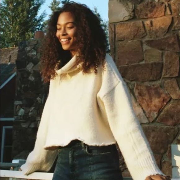 Urban Outfitters Sweaters - Urban Outfitters Beloved Boxy Turtleneck Sweater